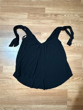 We The Free Black Tie-Shoulder V-Neck Tank